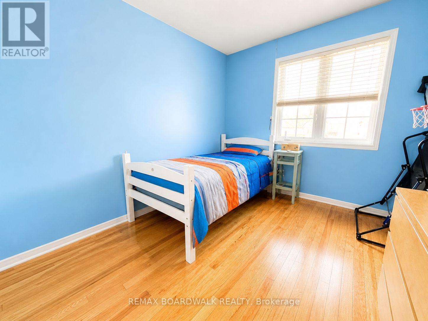 240 Eliot Street, Clarence-Rockland, Ontario  K4K 0E6 - Photo 16 - X12992452