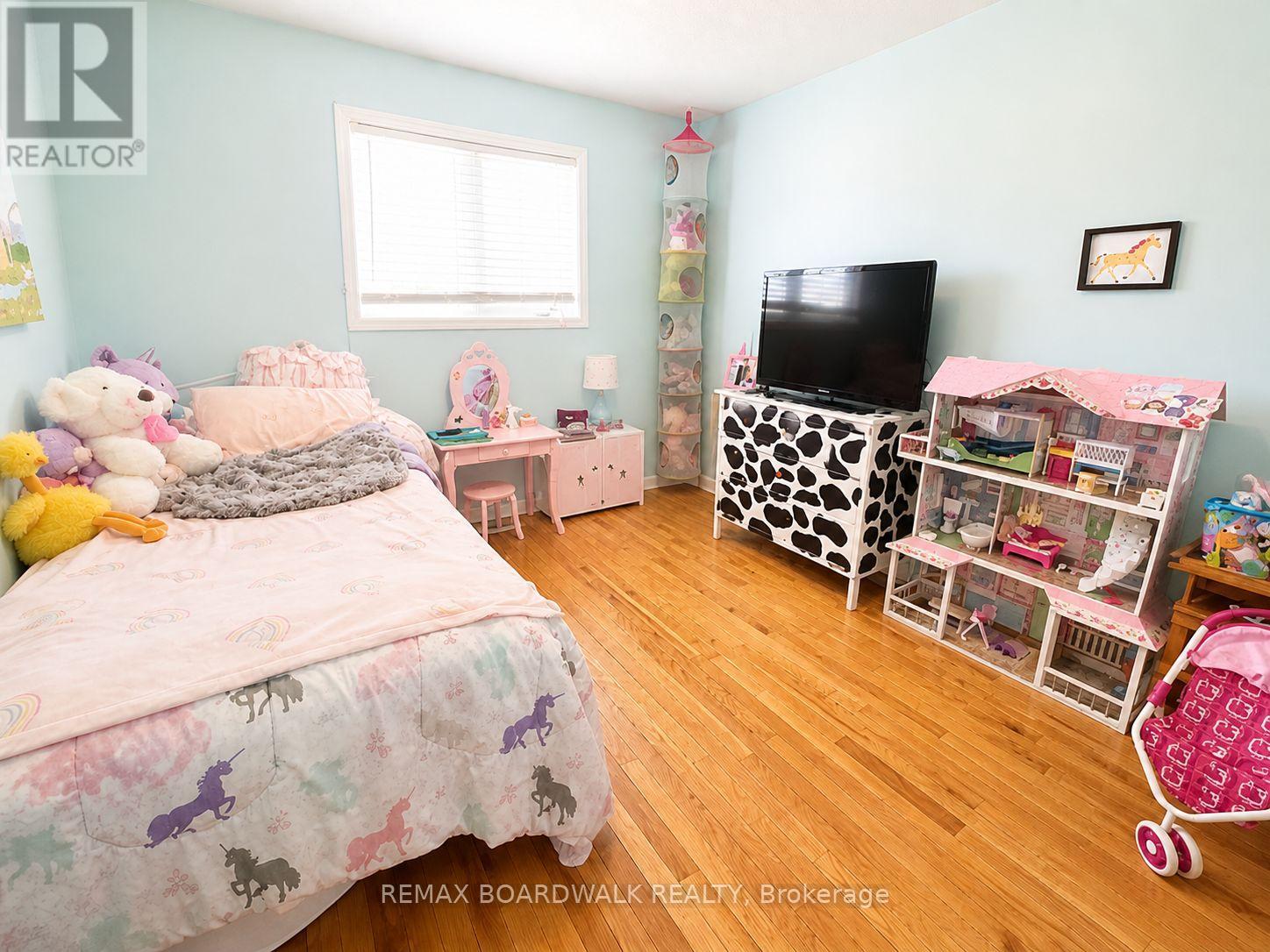 240 Eliot Street, Clarence-Rockland, Ontario  K4K 0E6 - Photo 17 - X12992452