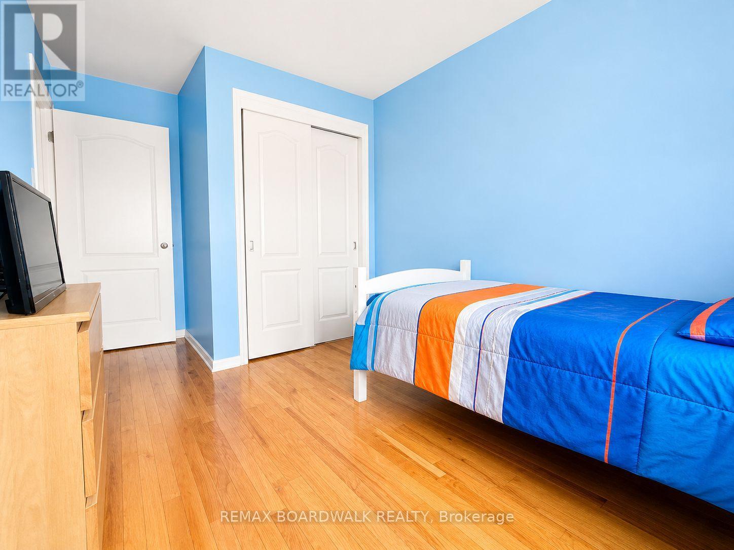 240 Eliot Street, Clarence-Rockland, Ontario  K4K 0E6 - Photo 15 - X12992452