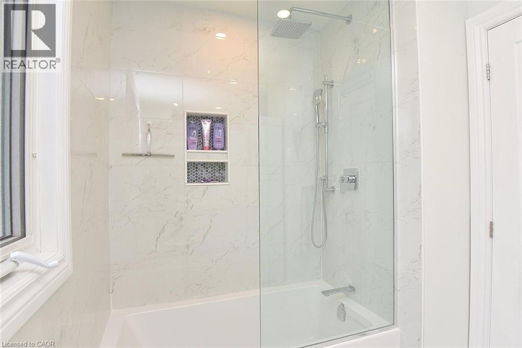 12 Desjardins Avenue, Dundas, Ontario  L9H 4P9 - Photo 14 - 40825302