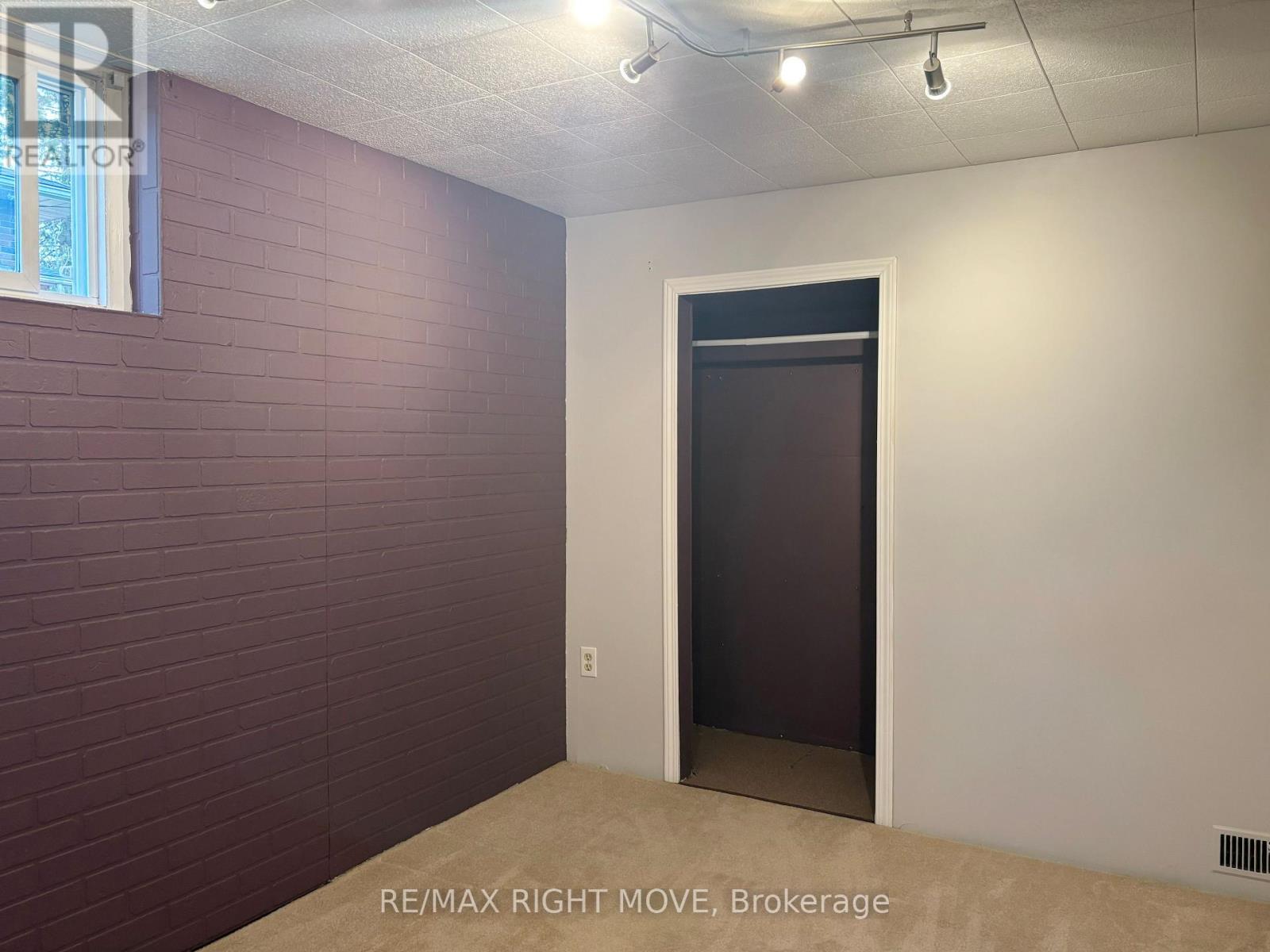63 Fourth Street, Orillia, Ontario  L3V 4T9 - Photo 28 - S13076630