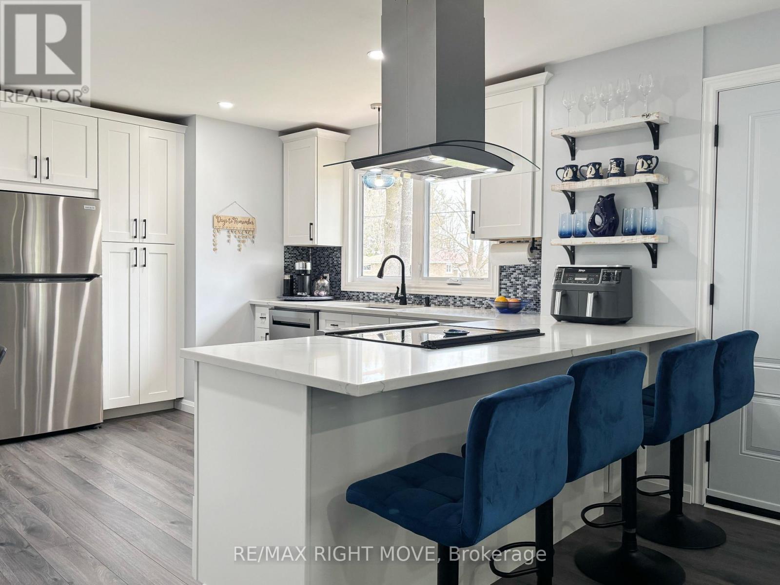 63 Fourth Street, Orillia, Ontario  L3V 4T9 - Photo 6 - S13076630