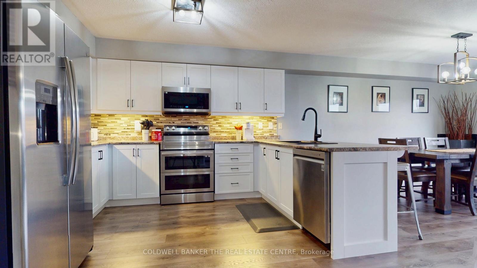 61 Pearl Drive, Orillia, Ontario  L3V 0A6 - Photo 7 - S13076648
