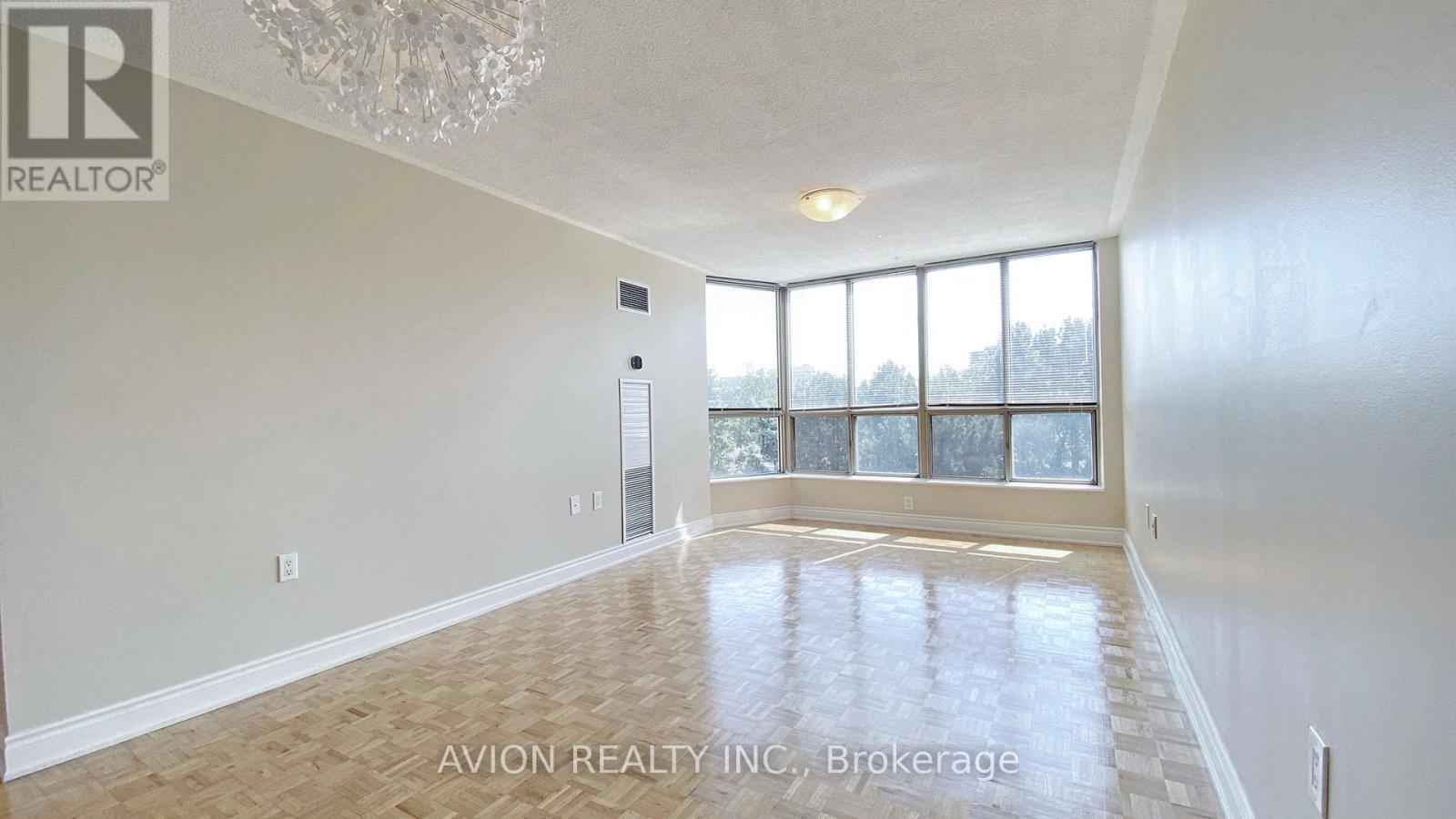 504 - 1110 Walden Circle, Mississauga, Ontario  L5J 4R3 - Photo 4 - W13076676