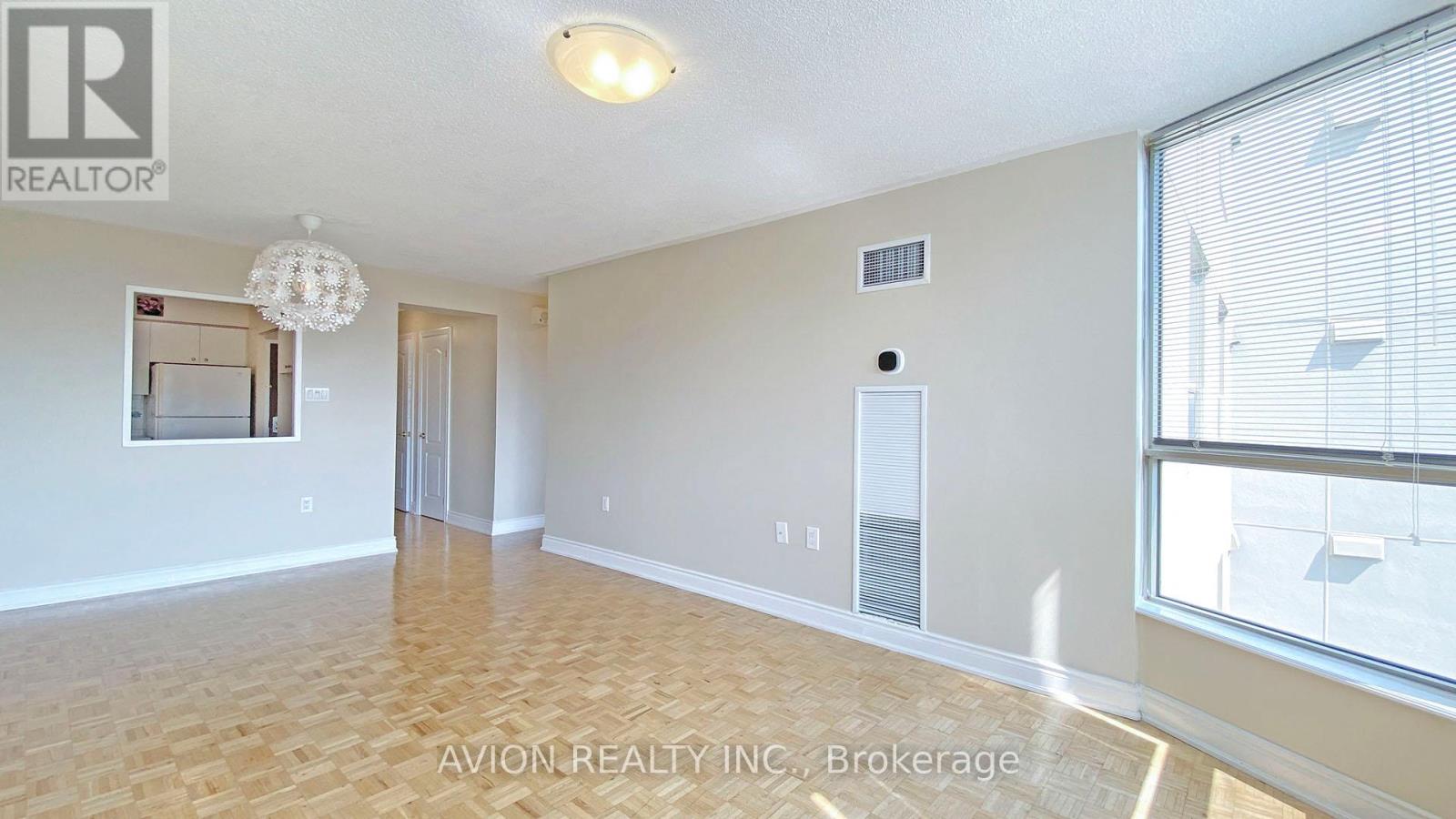 504 - 1110 Walden Circle, Mississauga, Ontario  L5J 4R3 - Photo 5 - W13076676