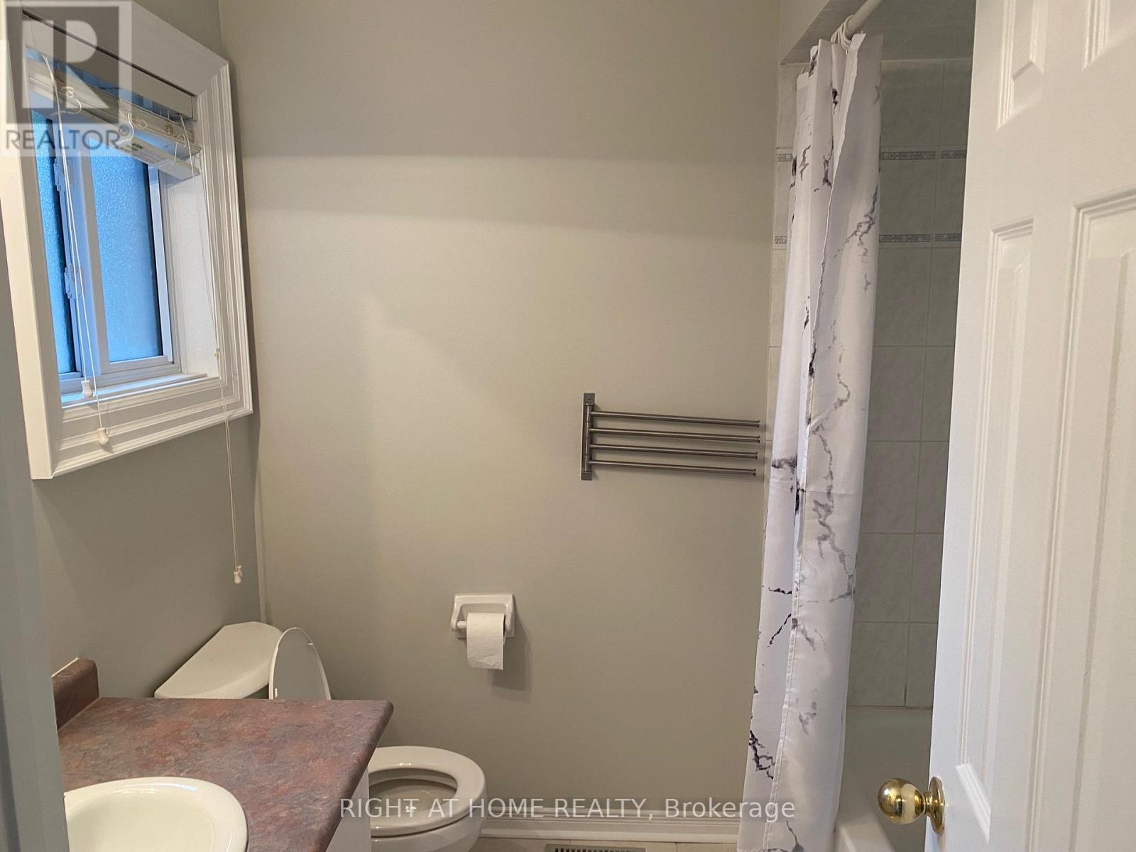 2351 Newcastle Crescent, Oakville, Ontario  L6M 4P6 - Photo 19 - W13076708