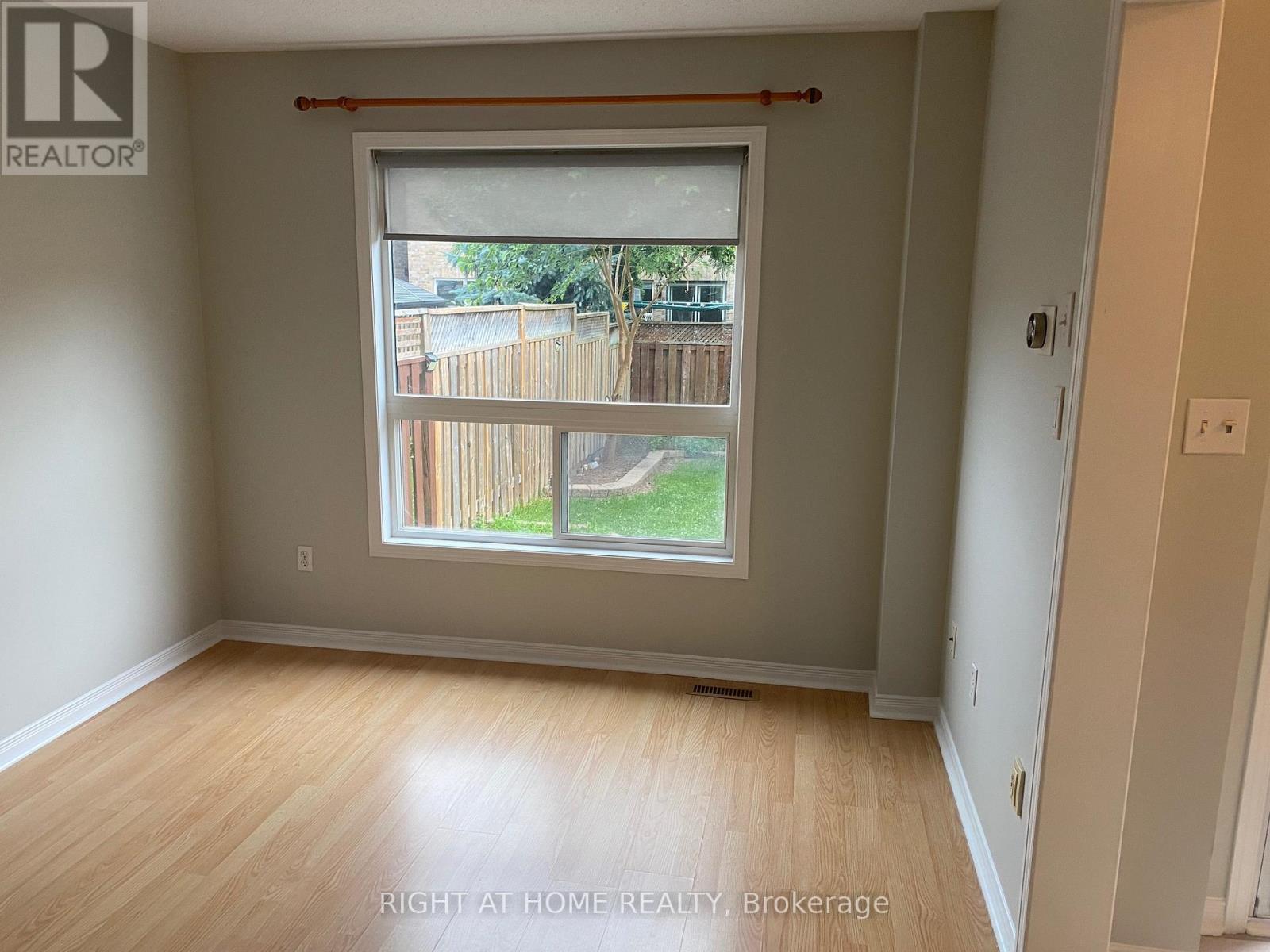 2351 Newcastle Crescent, Oakville, Ontario  L6M 4P6 - Photo 5 - W13076708
