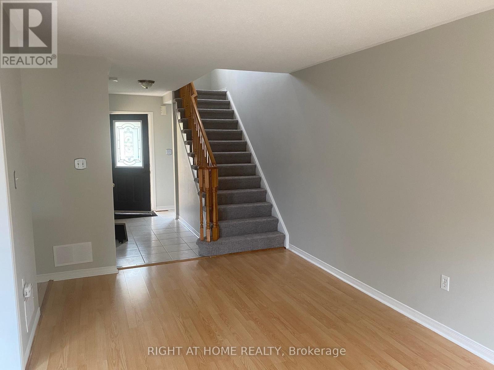 2351 Newcastle Crescent, Oakville, Ontario  L6M 4P6 - Photo 6 - W13076708