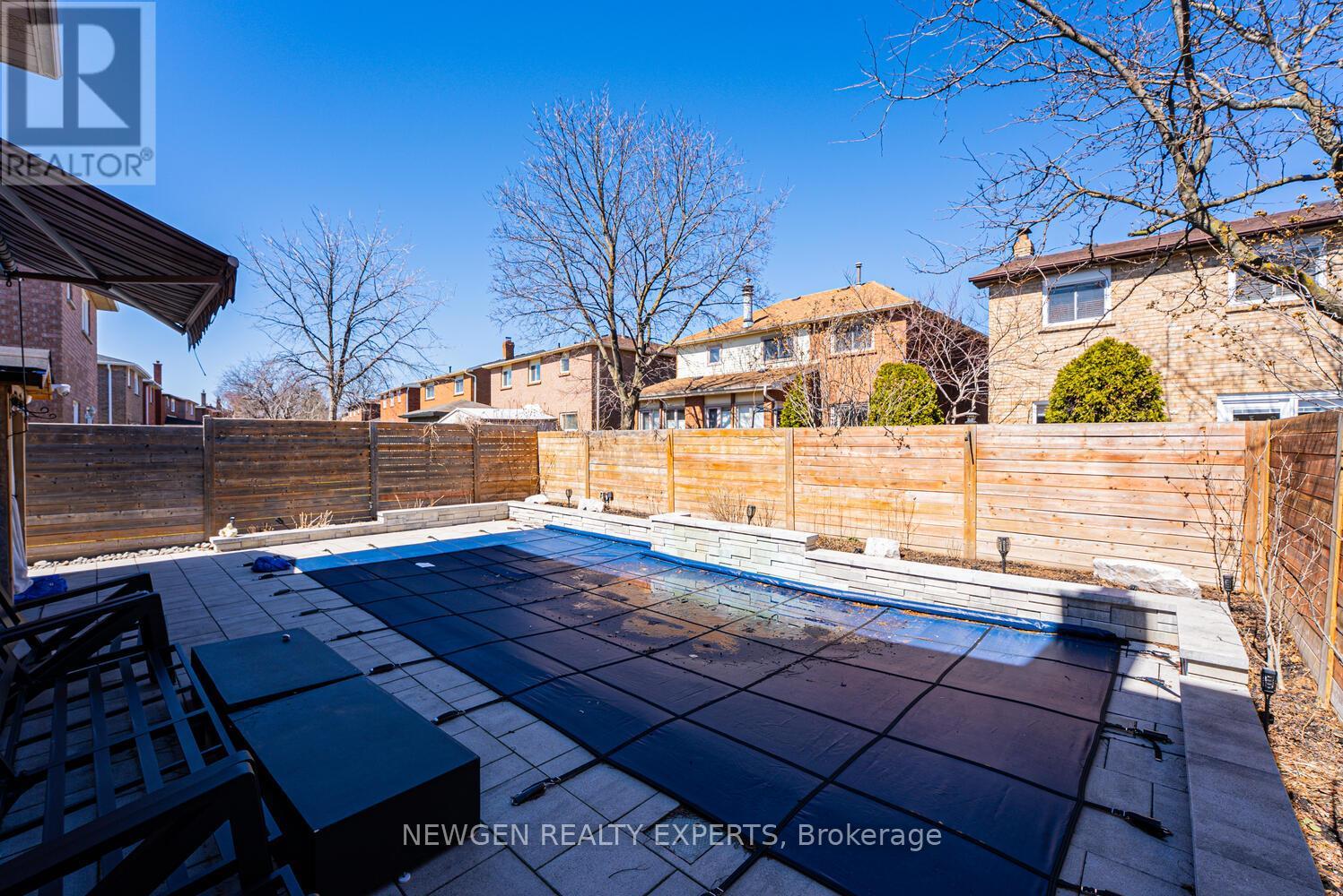 19 Stillwater Crescent, Brampton, Ontario  L6X 3K6 - Photo 43 - W13076734