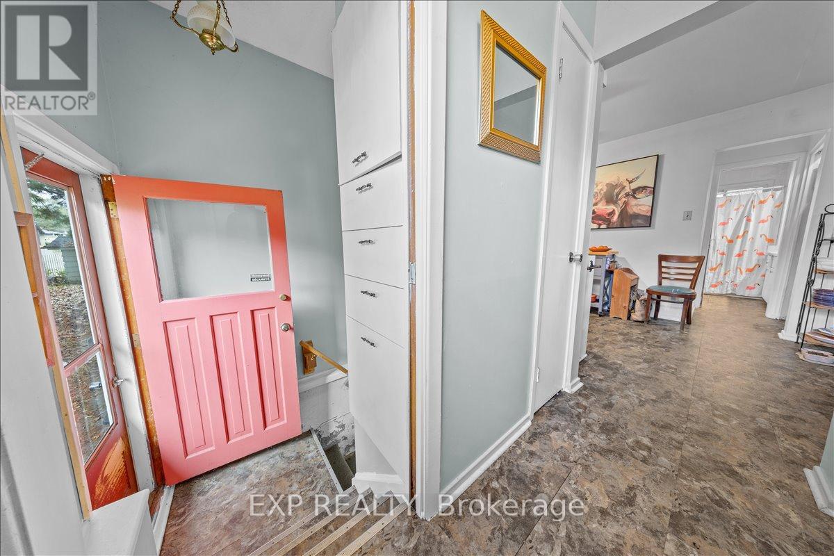 488 Bayview Drive, Ottawa, Ontario  K0A 3M0 - Photo 3 - X12928048