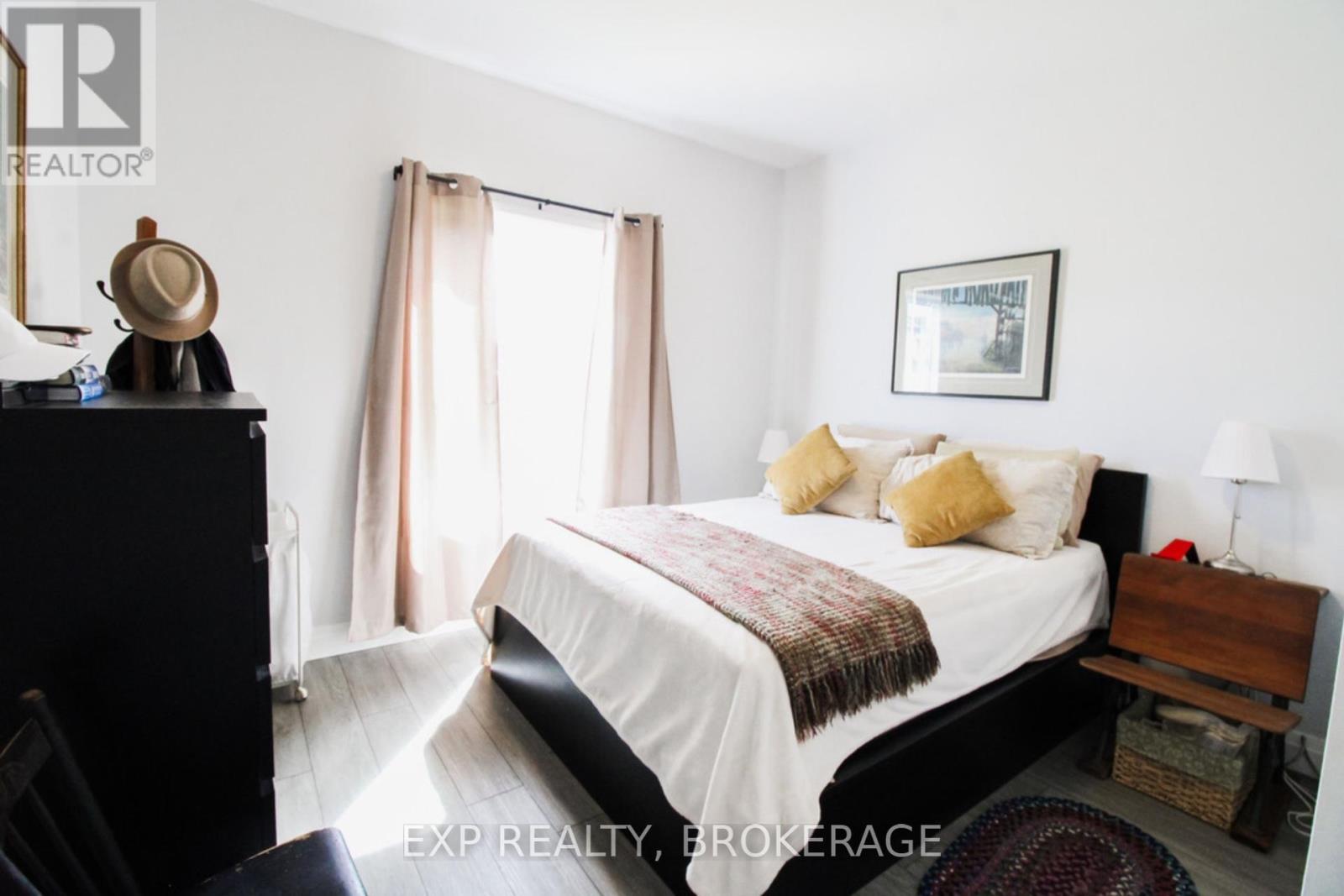 75 Potter Drive, Loyalist, Ontario  K0H 2H0 - Photo 13 - X13076780
