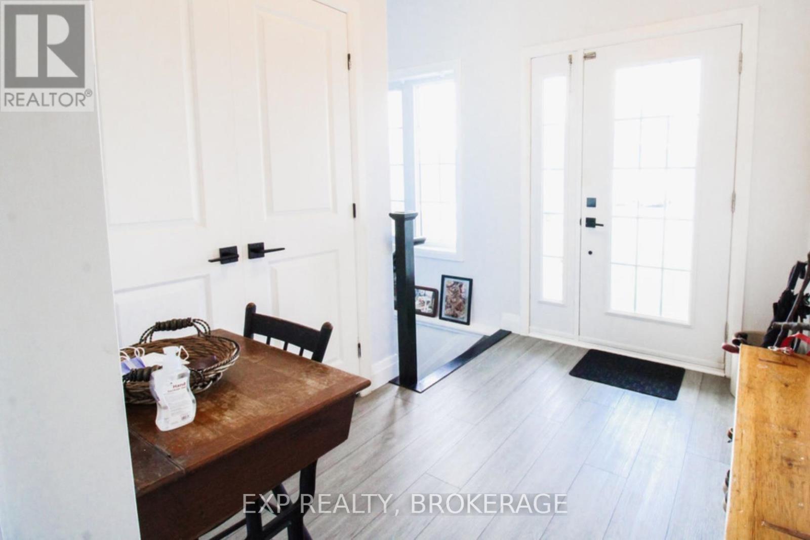 75 Potter Drive, Loyalist, Ontario  K0H 2H0 - Photo 2 - X13076780