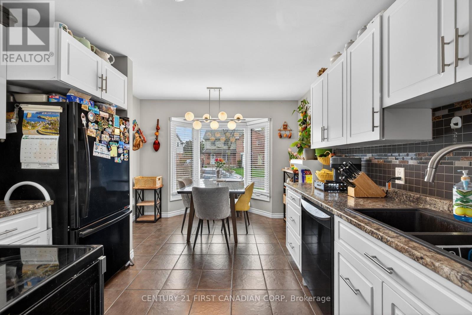 195 Martinet Avenue, London East, Ontario  N5V 4K3 - Photo 3 - X13076762