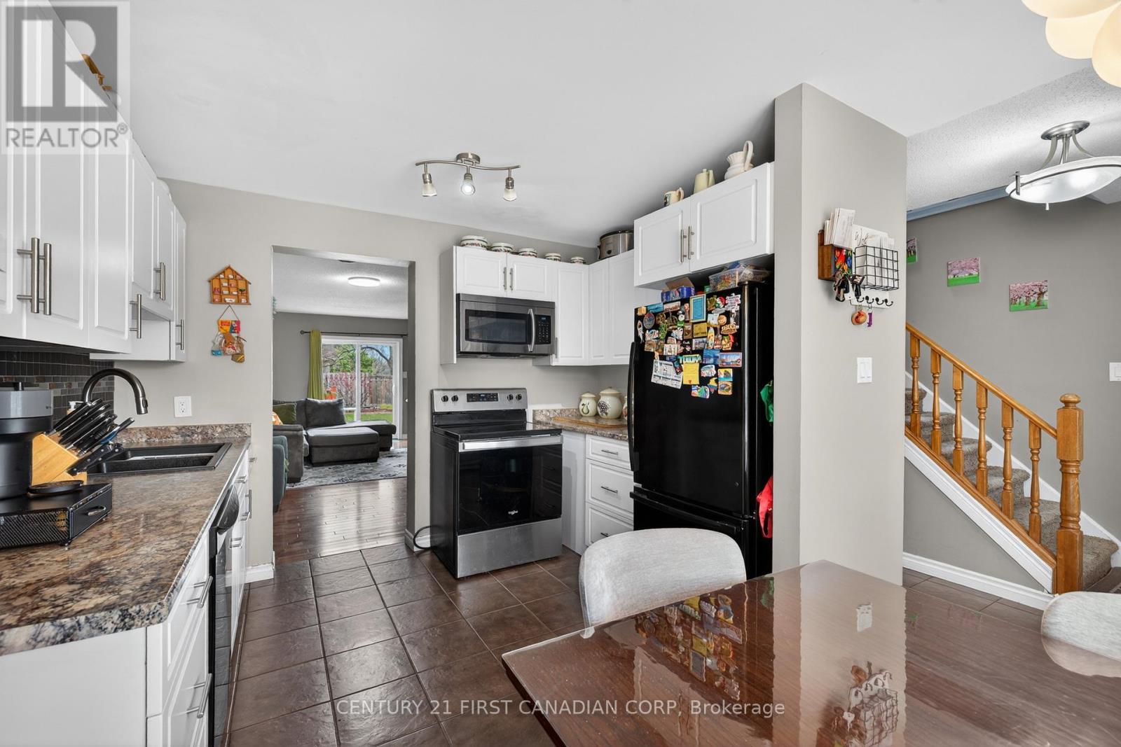 195 Martinet Avenue, London East, Ontario  N5V 4K3 - Photo 5 - X13076762