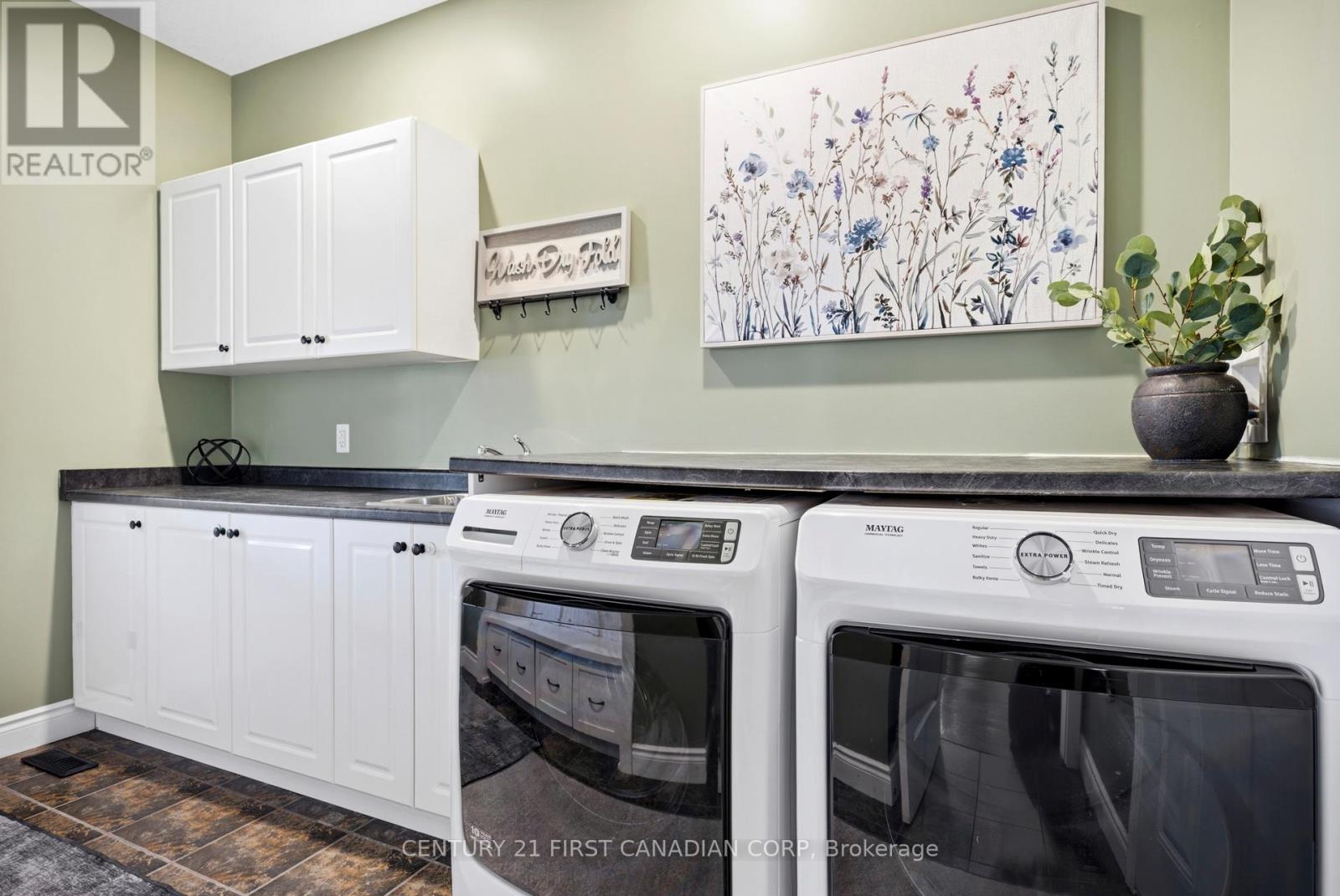 122 Joseph Street, Lucan Biddulph, Ontario  N0M 2J0 - Photo 40 - X13076768
