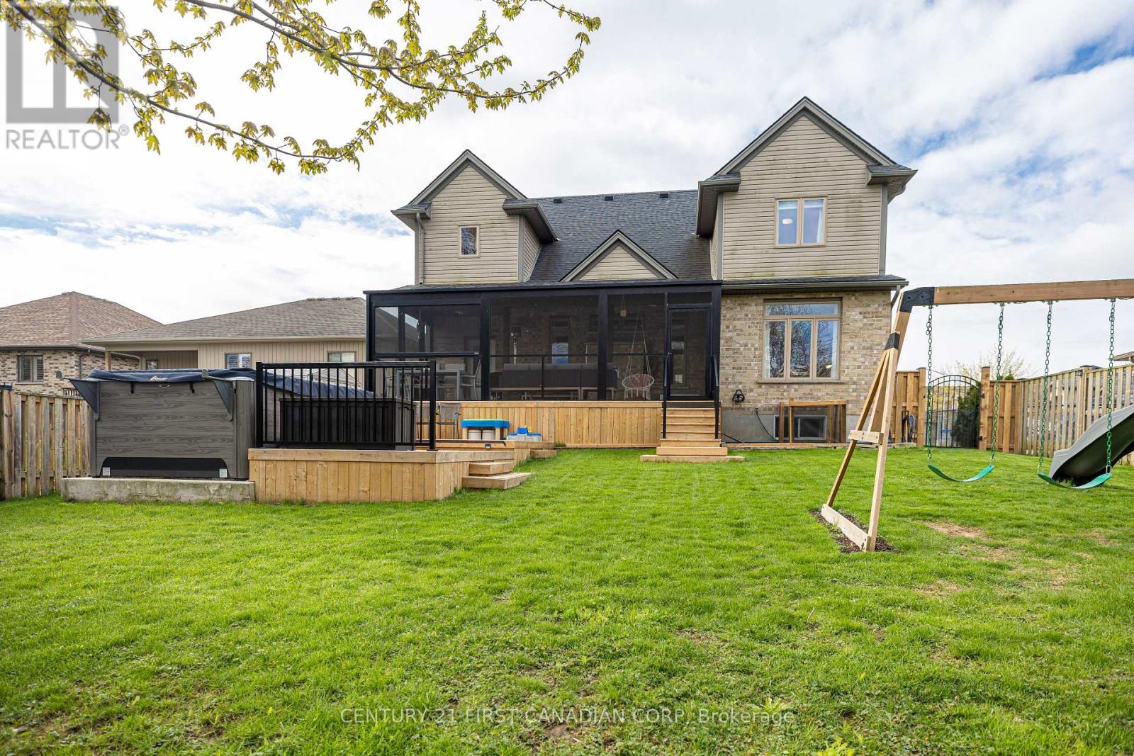 122 Joseph Street, Lucan Biddulph, Ontario  N0M 2J0 - Photo 9 - X13076768