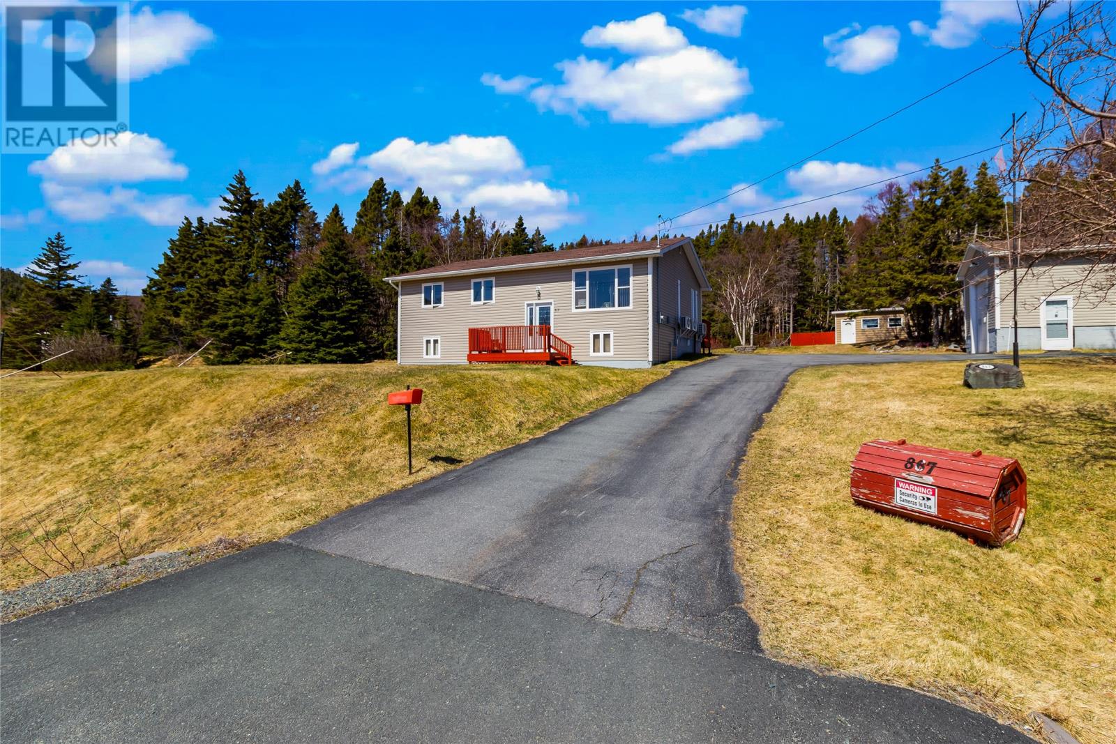 867 Pouch Cove Line, Pouch Cove, Newfoundland & Labrador  A0A 3L0 - Photo 2 - 1296892
