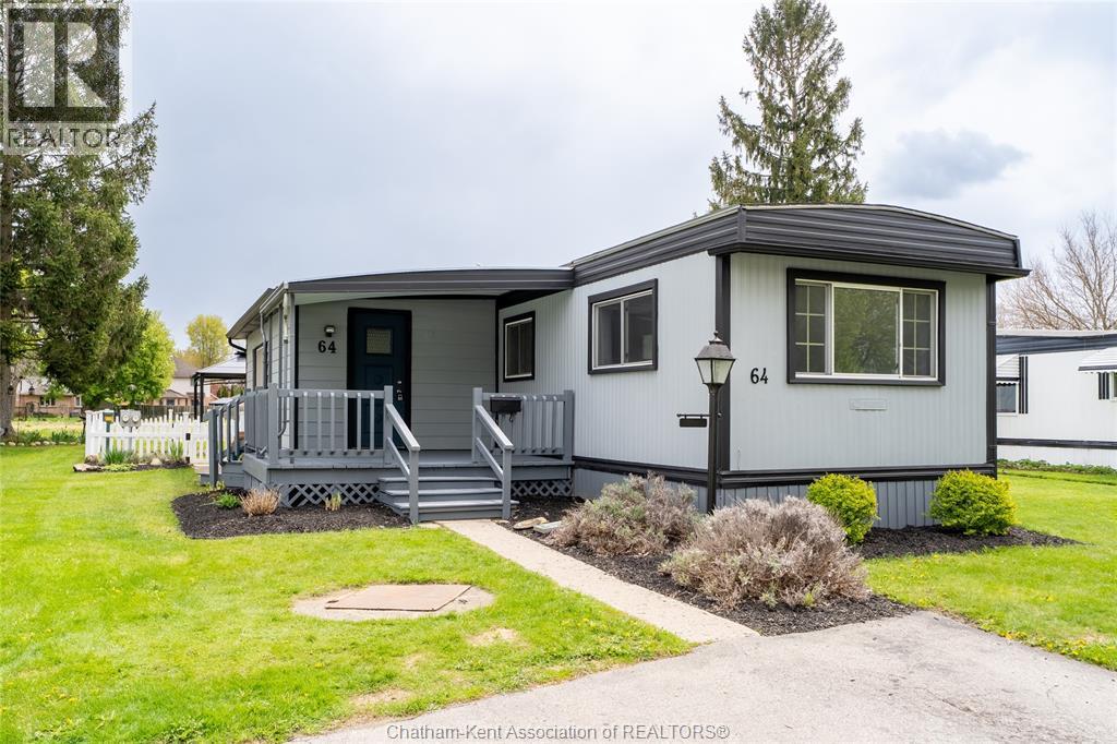 64 REGENCY DRIVE, Chatham, Ontario
