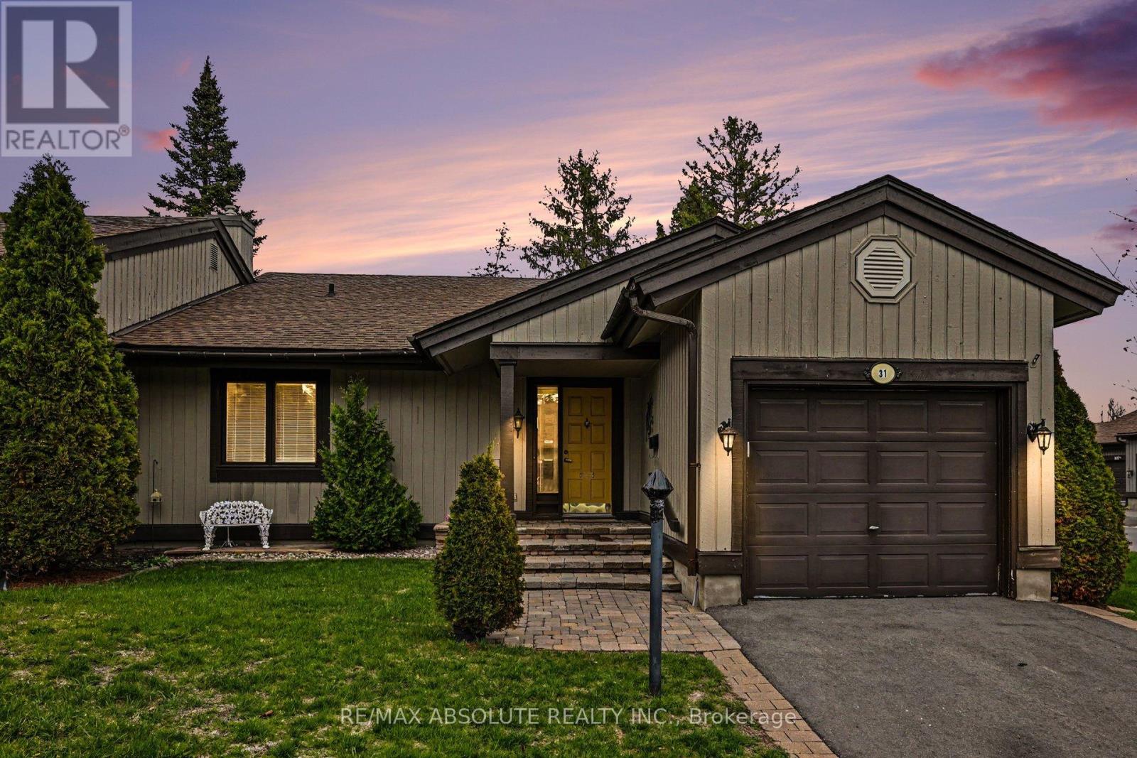 31 SPYGLASS RIDGE, Ottawa, Ontario