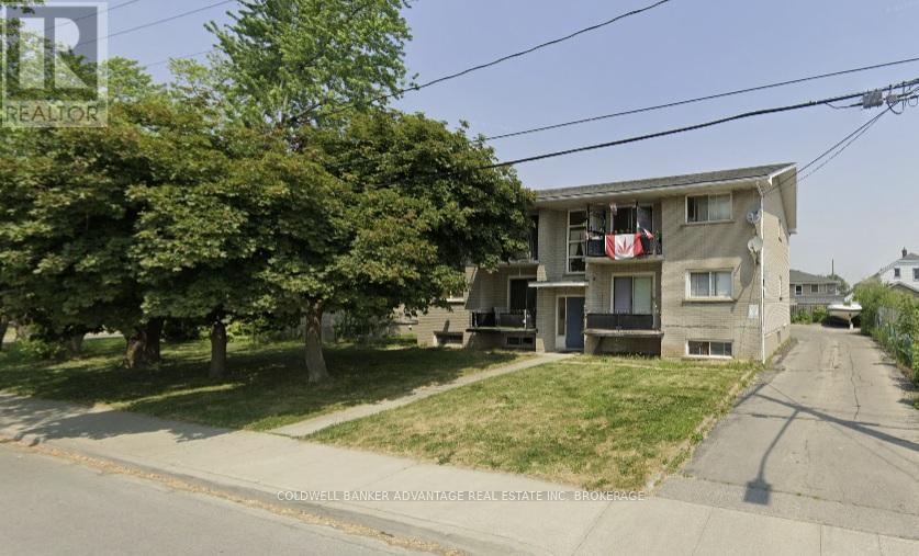 158 Hagar Street, Welland, Ontario  L3B 4J8 - Photo 1 - X13076786