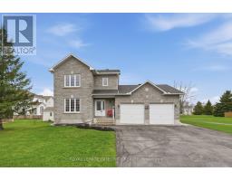 36 FRONTENAC BOULEVARD, Russell, Ontario