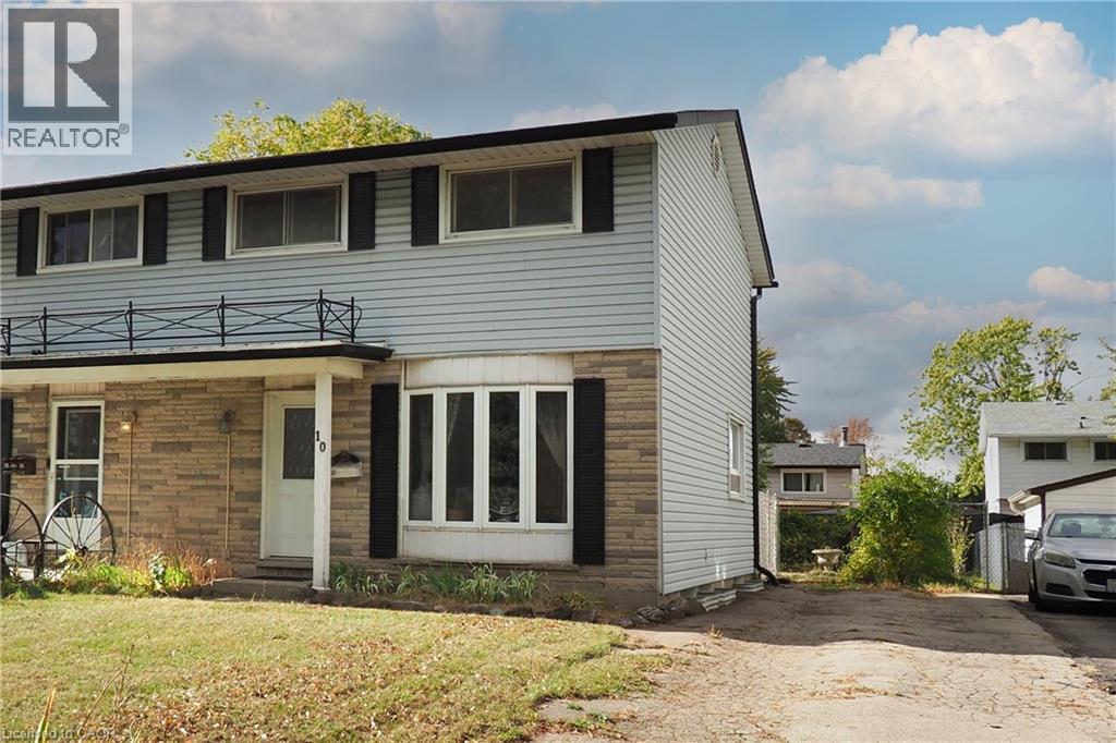 10 Balfour Crescent, Kitchener, Ontario  N2C 1Z5 - Photo 1 - 40826327