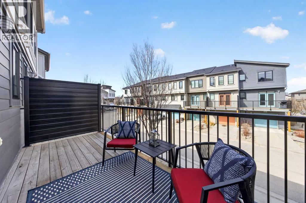 8 Walden Walk Se, Calgary, Alberta  T2X 0Y4 - Photo 5 - A2304343