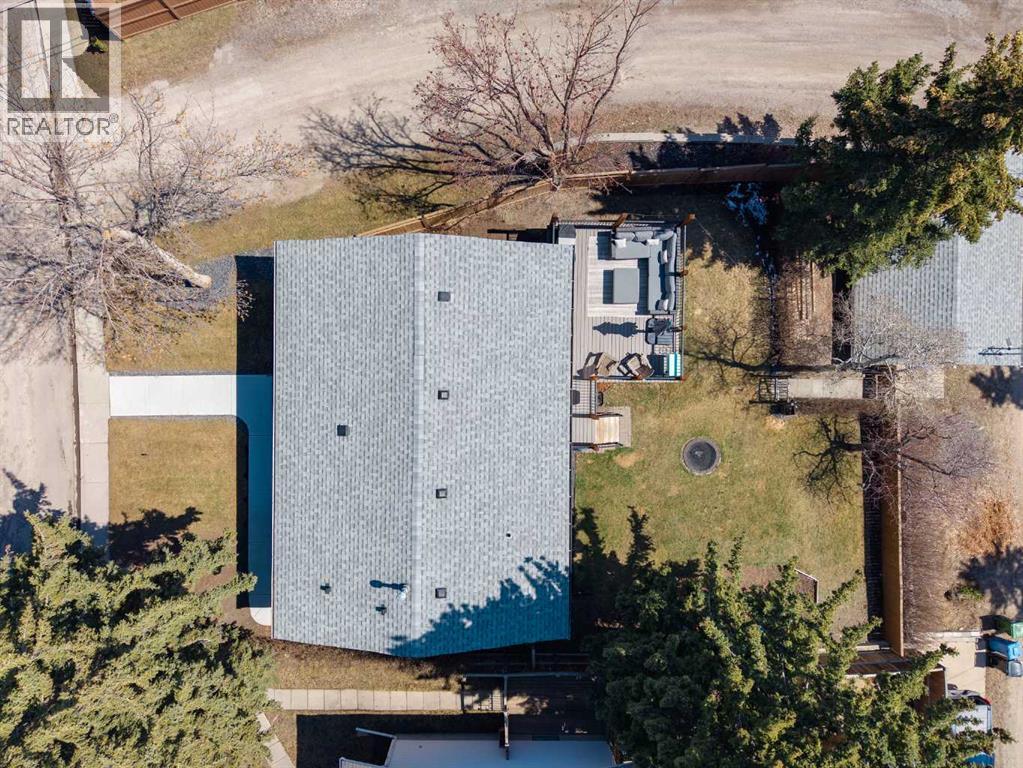 4211 Dalhart Road Nw, Calgary, Alberta  T3A 1B6 - Photo 2 - A2306165
