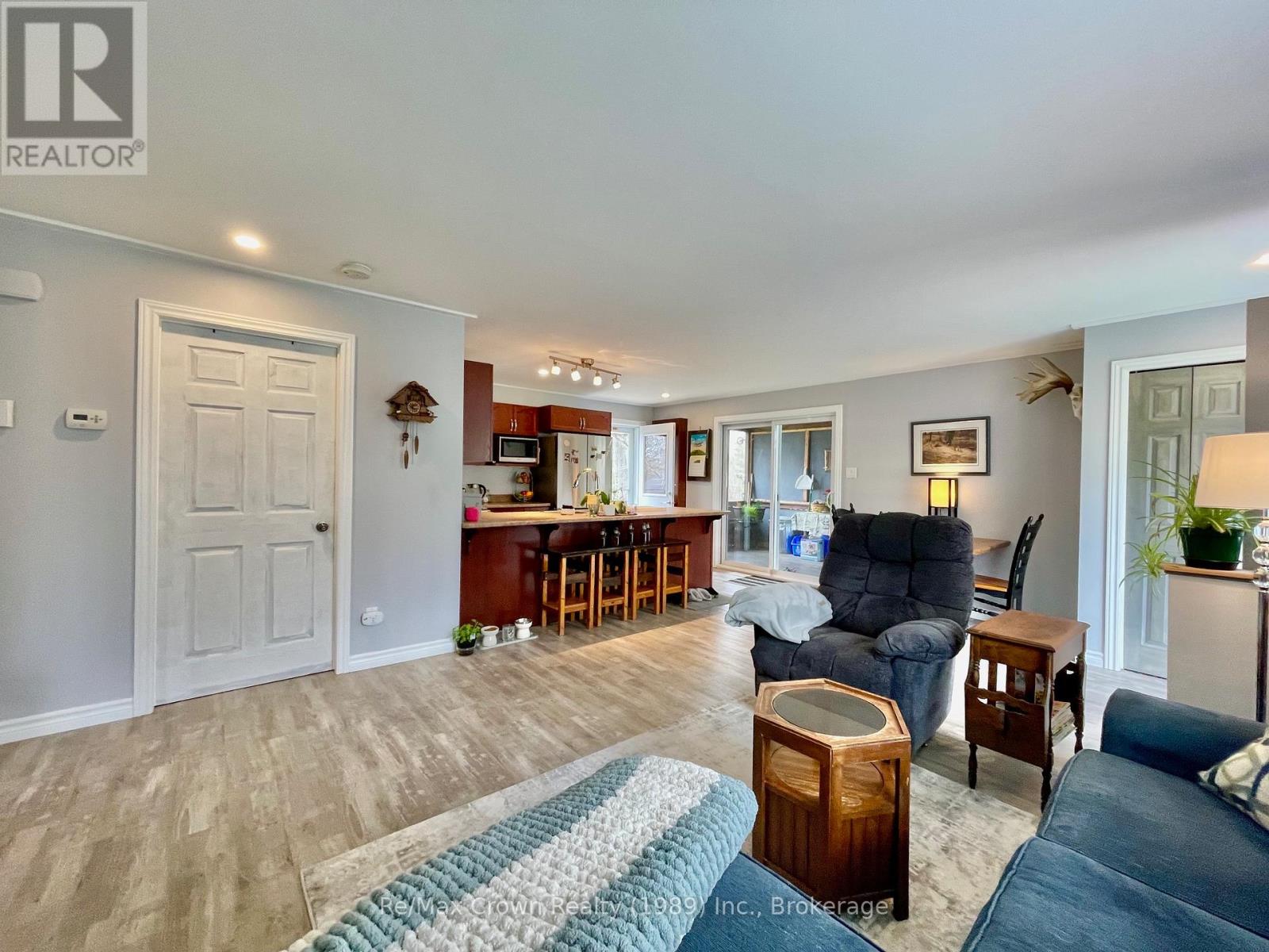 36 Janice Street, Parry Sound Remote Area, Ontario  P0H 2R0 - Photo 6 - X13076770