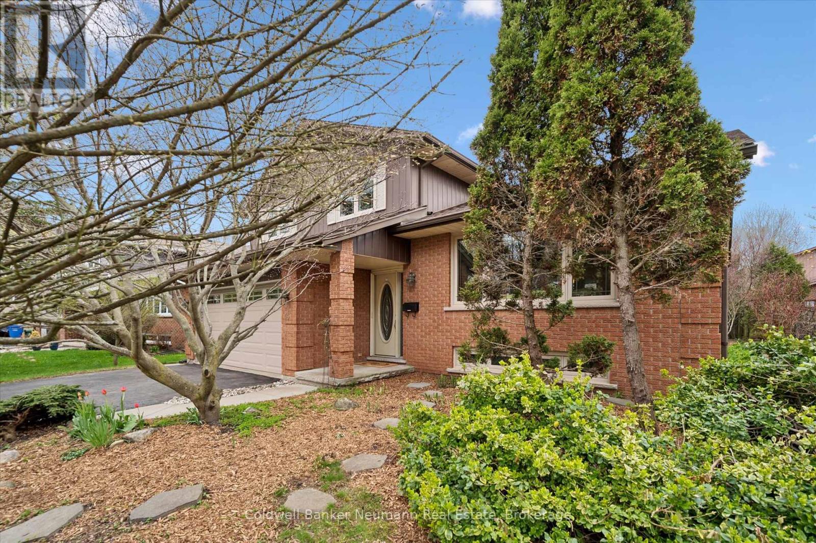 5 Ervin Crescent, Guelph, Ontario  N1G 3K6 - Photo 3 - X13076782
