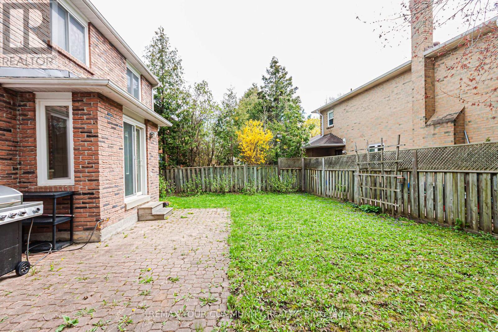 47 Elmsley Drive, Richmond Hill, Ontario  L4C 8N7 - Photo 22 - N12963268