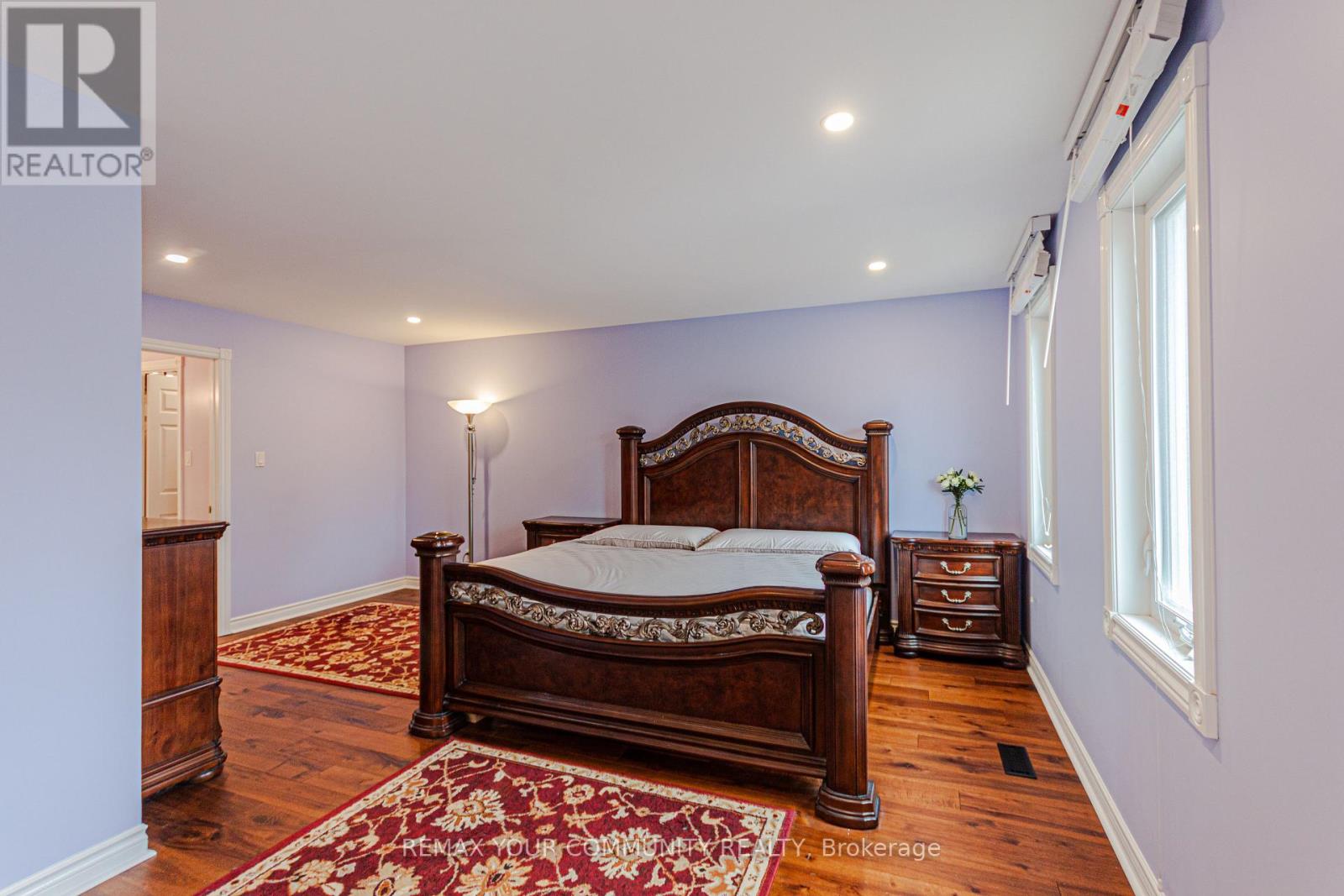47 Elmsley Drive, Richmond Hill, Ontario  L4C 8N7 - Photo 5 - N12963268