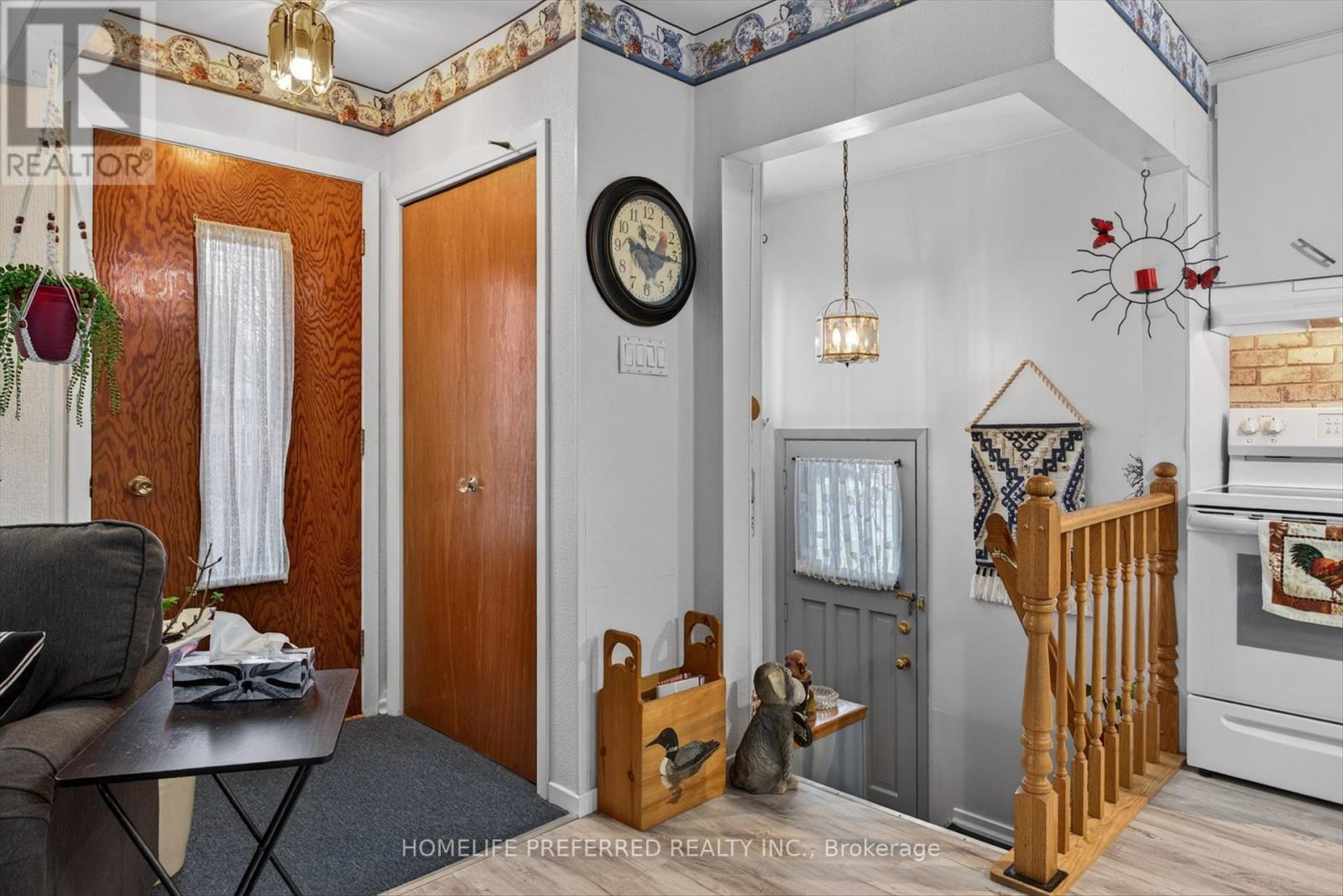 893 Cumberland Avenue, Peterborough, Ontario  K9H 7B3 - Photo 3 - X13067528