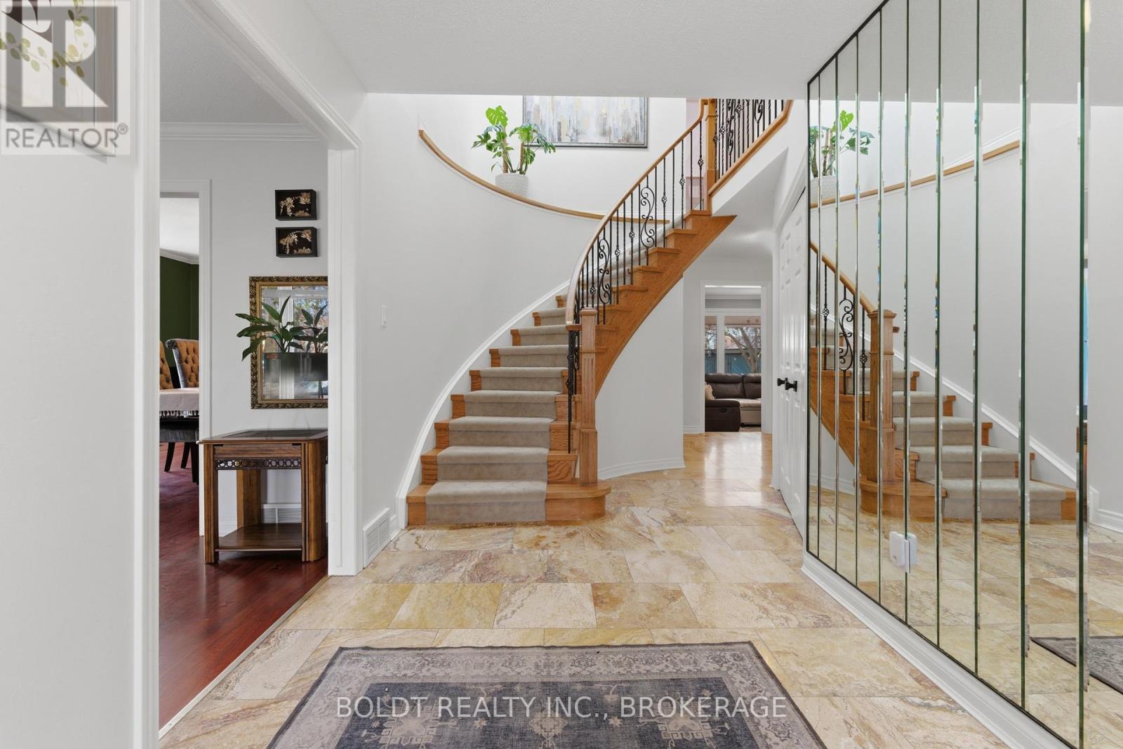 41 Farmington Drive, St. Catharines, Ontario  L2S 3G1 - Photo 5 - X12886830