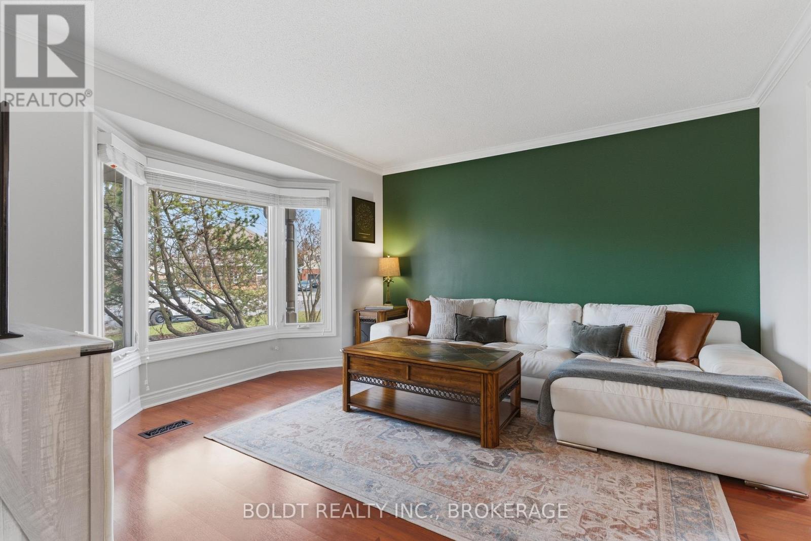 41 Farmington Drive, St. Catharines, Ontario  L2S 3G1 - Photo 6 - X12886830
