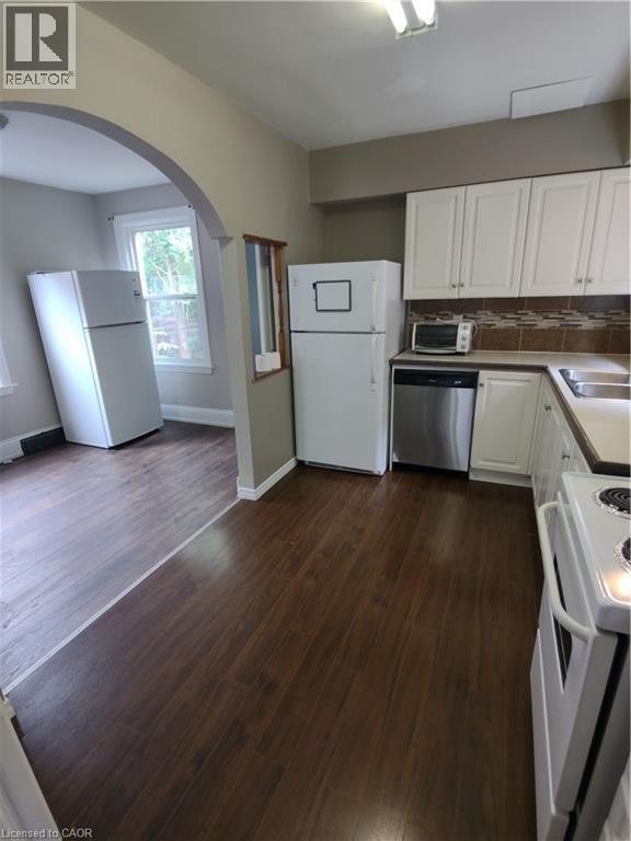 82 Sussex Street, Hamilton, Ontario  L8S 2E3 - Photo 2 - 40804940