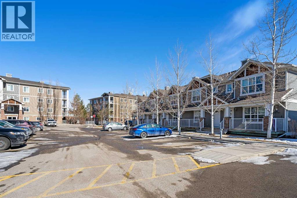 203, 102 Cranberry Park SE, Calgary, Alberta