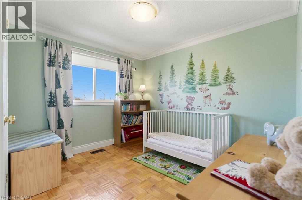 2376 Brunswick Court, Burlington, Ontario  L7P 4P2 - Photo 20 - 40825113
