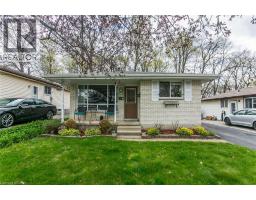 34 BLACKHORNE Crescent, Kitchener, Ontario