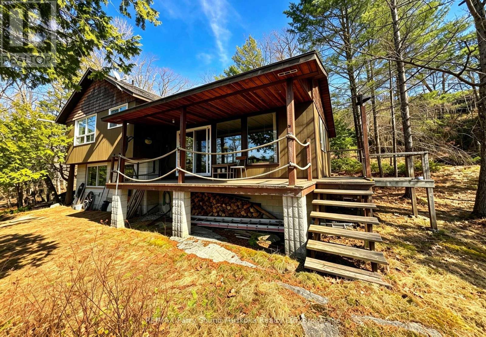 55 HEALEY LAKE WATER, The Archipelago, Ontario