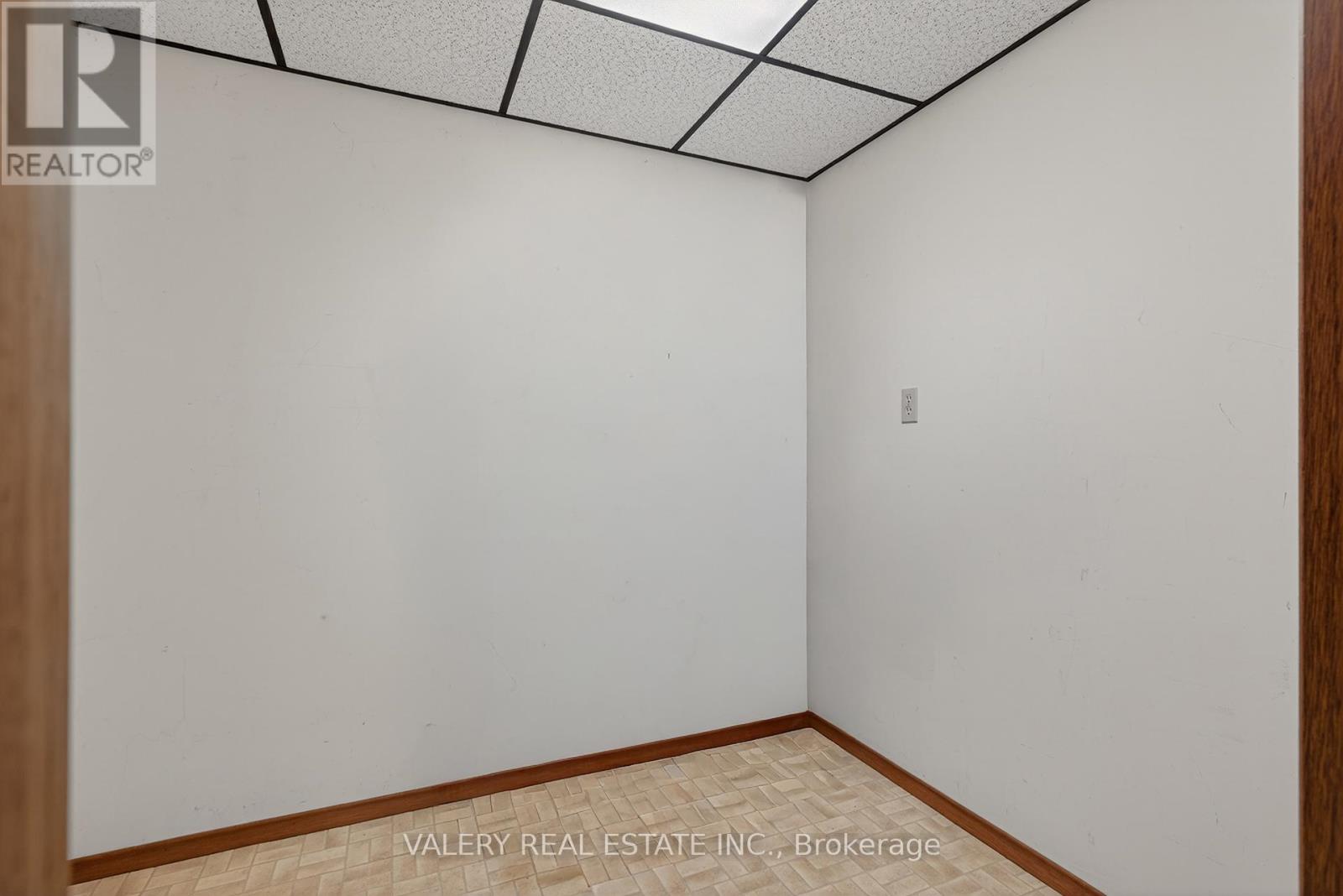 2063 Old Mill Road, Kitchener, Ontario  N2P 1E4 - Photo 21 - X13076772