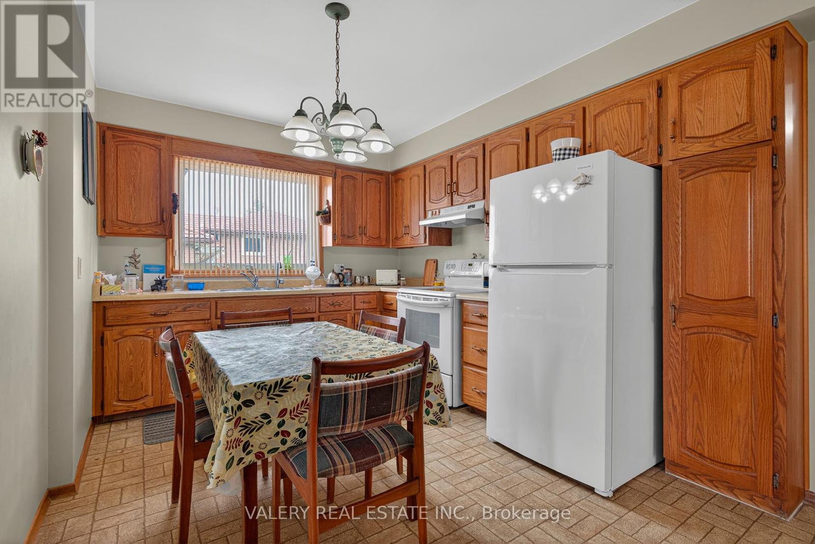 2063 Old Mill Road, Kitchener, Ontario  N2P 1E4 - Photo 8 - X13076772
