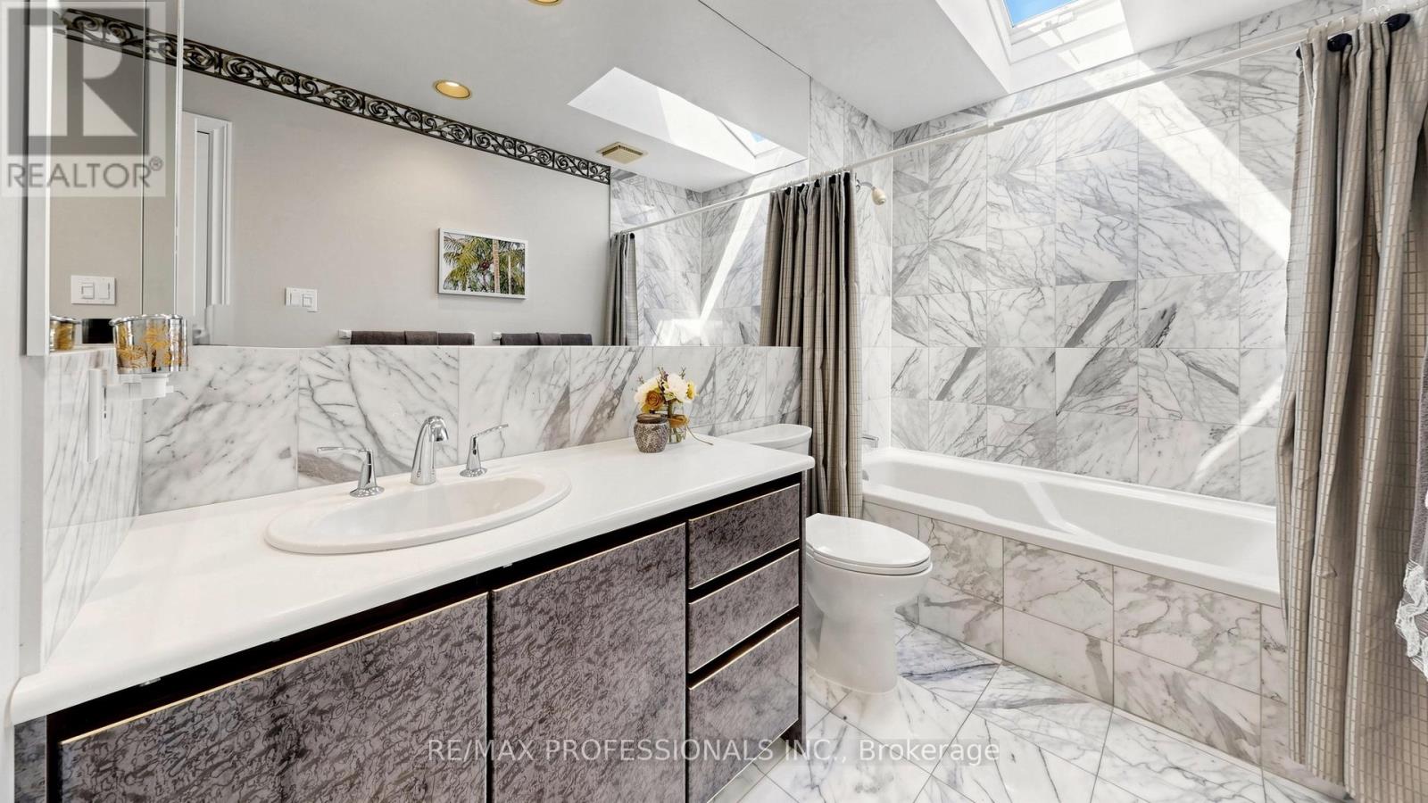 6 Hedges Boulevard, Toronto, Ontario  M9B 3C2 - Photo 22 - W13061666