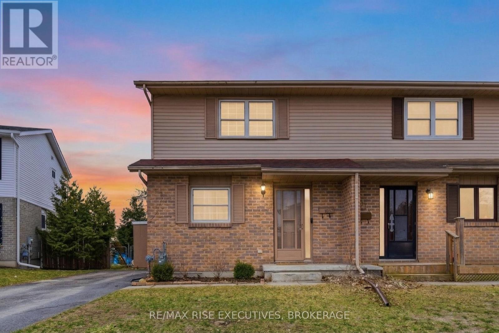 1037 Hickorywood Crescent, Kingston, Ontario  K7P 2E5 - Photo 2 - X13076952