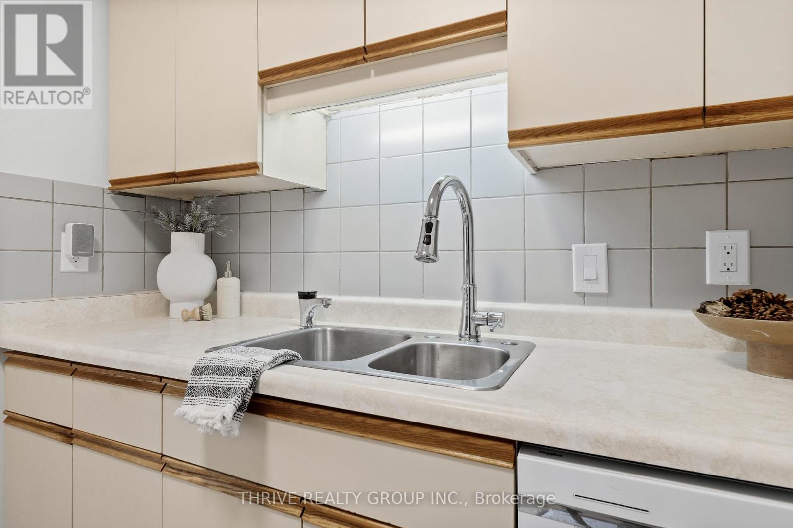 303 - 440 Central Avenue, London East, Ontario  N6B 2E5 - Photo 18 - X13076822