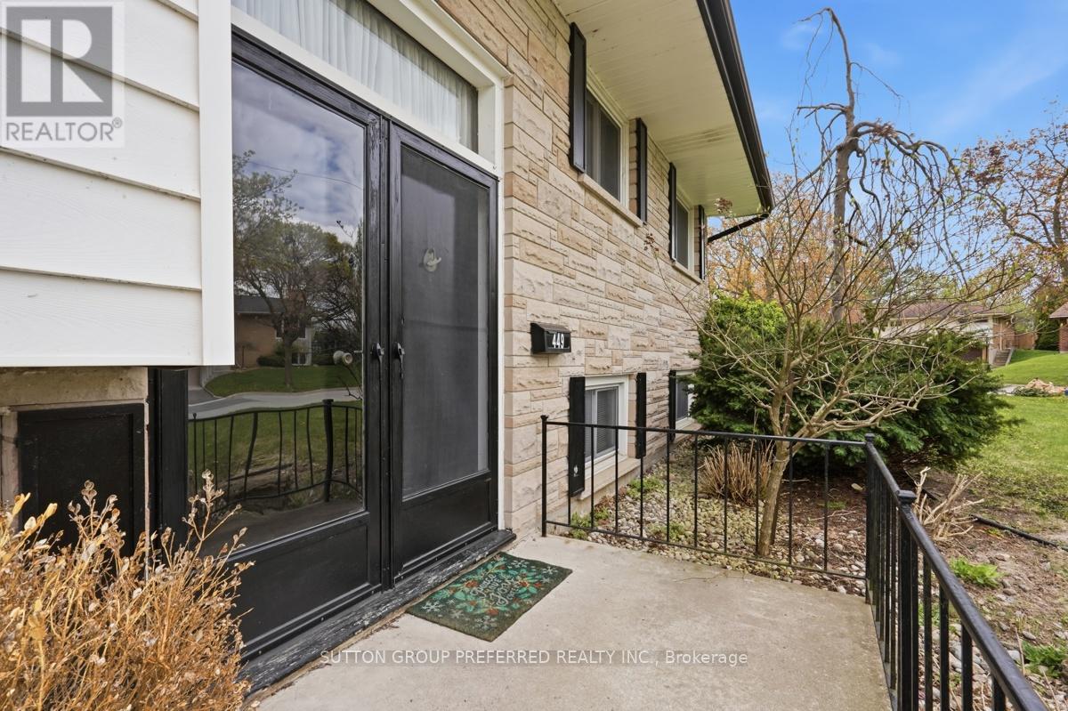 449 Averill Crescent, London South, Ontario  N6C 2R8 - Photo 3 - X13076848