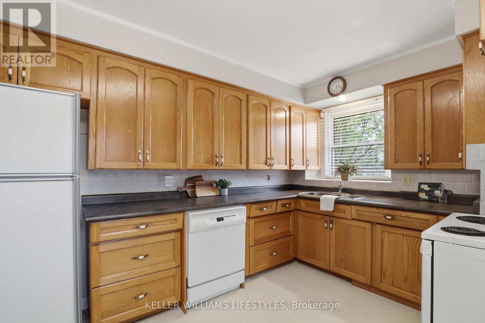 543 Elmdale Avenue, London North, Ontario  N5X 1H5 - Photo 12 - X13076852