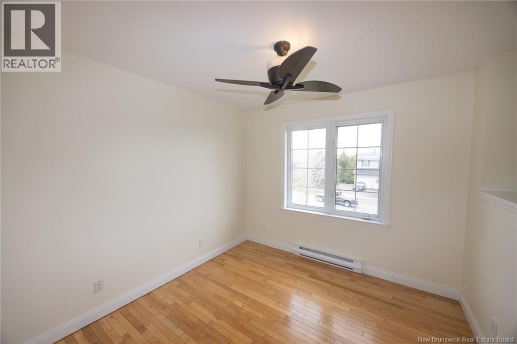 372 Kimble Drive, Fredericton, New Brunswick  E3B 6Y5 - Photo 12 - NB138570