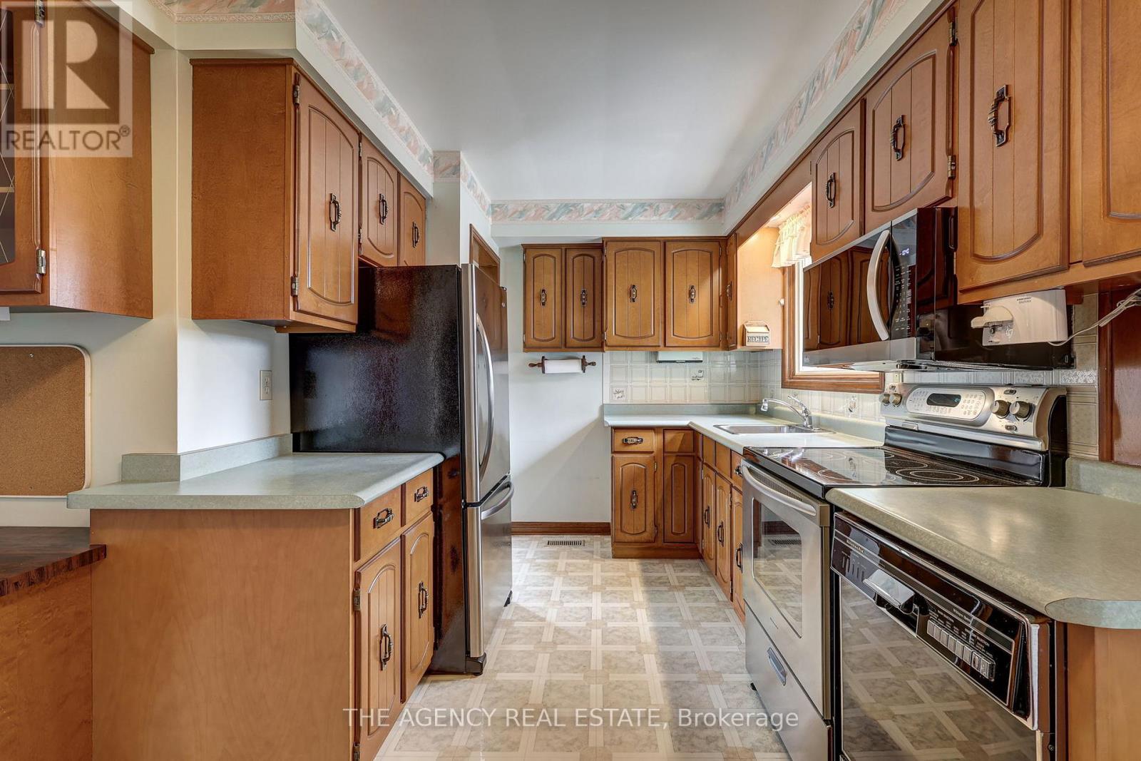57 Laurentian Drive S, London East, Ontario  N5W 1N8 - Photo 18 - X13076874