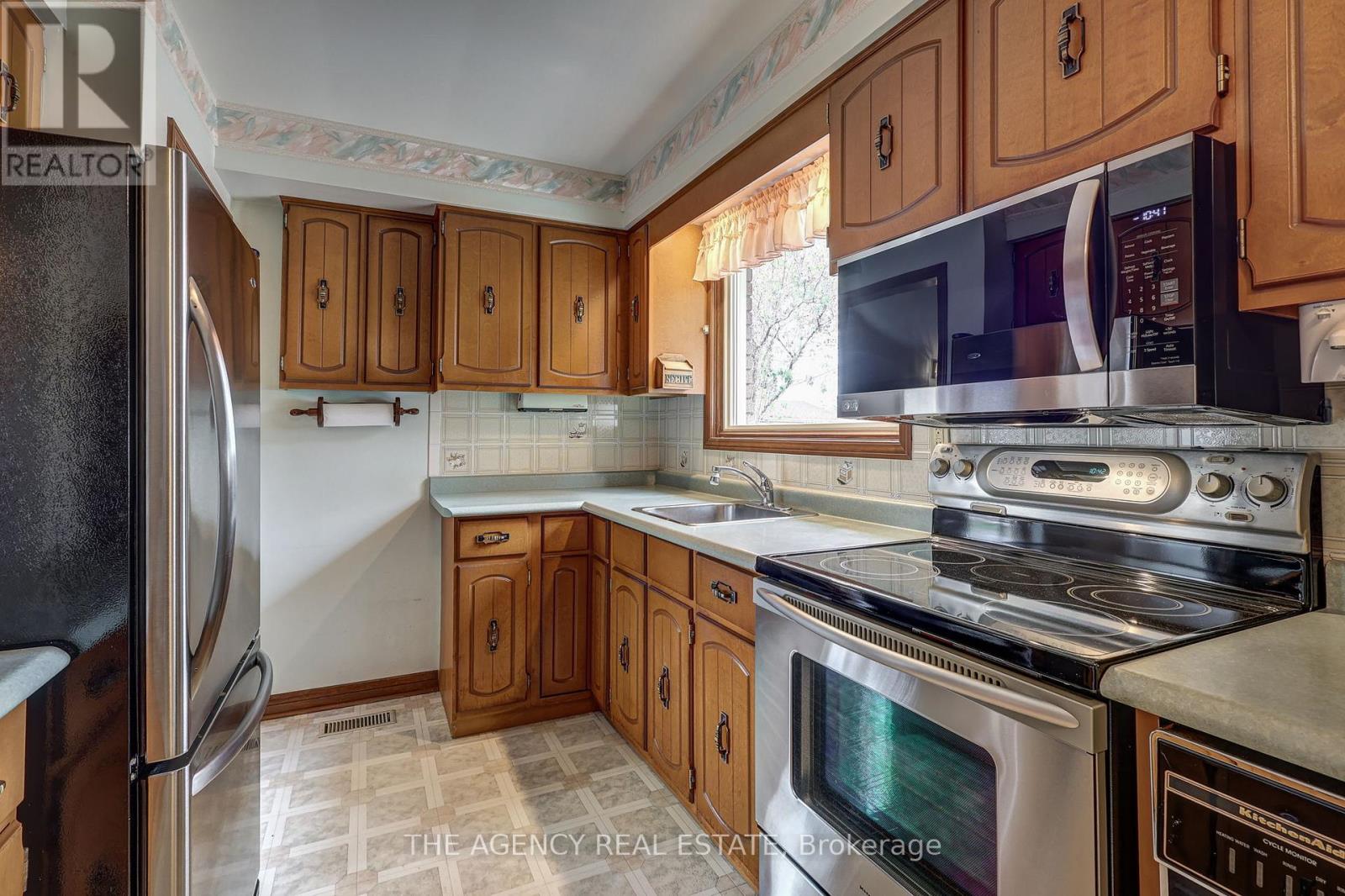 57 Laurentian Drive S, London East, Ontario  N5W 1N8 - Photo 21 - X13076874